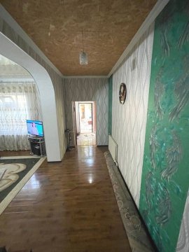 Дом 2 соток, 2-этажный, 130 м², 4 комнаты, За гостиницей Россия