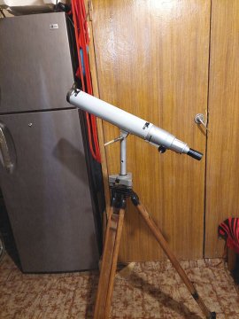 Советский телескоп-рефрактор. Диаметр объектива 60 мм,